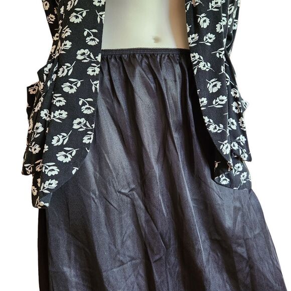 Forever 21 Women's Size Medium Black & White Open Front Cardigan Blouse - Picture 5 of 12